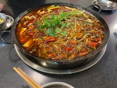 -鸿顺老铁锅美蛙鱼府(解放碑店)