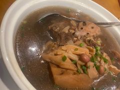 -巢爷老味(东方红店)