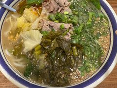 -云阿蛮云南生烫牛肉米线(奉贤路店)