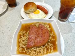 -香港新发烧腊茶餐厅(水围店)