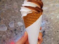 72%黑巧克力风味软冰淇淋-布歌东京(万象天地店)