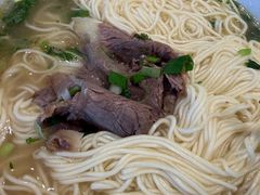 -西部马华清真兰州牛肉面·烧烤夜市(关东店)