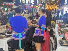 -刘姐啤酒鱼民族演艺餐厅(西街总店)