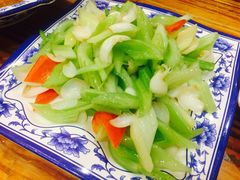 -东北人家铁锅炖(鞍山路店)