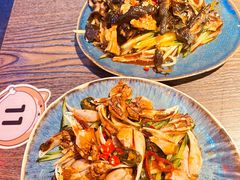-鼎牛牛炖锅·烤串(温泉路店)