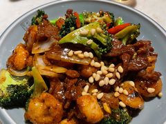 松仁爆三鲜-小吊梨汤·北京菜·烤鸭(鸟巢店)