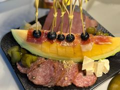 芝士火腿拼盘cheese&nbsp;ham&nbsp;platter-LE MISSMORE餐酒吧(茉念西里店)