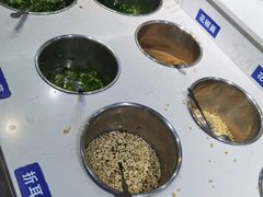 -俭让佬妈现卤串串(温江总店)