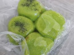芝麻青团子-沈记青团