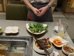 -海底捞火锅(旭辉MALL店)