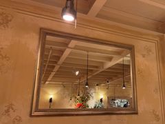 -玛格萝妮比萨屋(陆家浜路店)