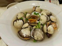 -赶海部落海鲜城(海阳路店)