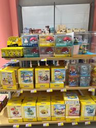 -卡通派潮品玩具折扣仓(青岛新城吾悦广场店)