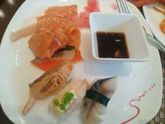 -月色西餐厅·海鲜刺身·烧烤(科学城保利郡雅酒店)