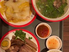 -大食代美食广场(上海中心店)