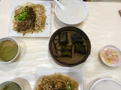 -邓老汉燃面村(水井街店)