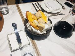 -窗外西餐厅(普罗理想国店)