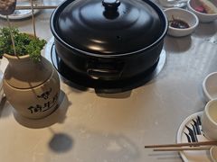 养生原汤锅底-俏牛哥鲜牛肉牛肆馆(重庆天地店)