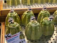 萌兰抹竹乳酪山-红星前进面包牛奶公司(君太店)