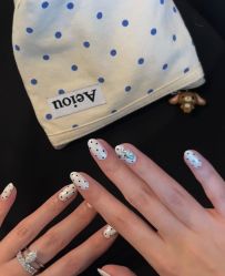 点击看大图 -赢韵美甲美睫瑞士净斑中心