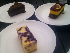 蓝莓&nbsp;致命&nbsp;樱桃芒果巧克力慕丝-榖屋house of flour(张江首店)