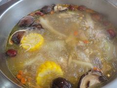 -光头药膳鸡(莱茵小镇店)