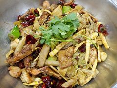 -龙顺园麻辣香锅(机场店)