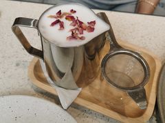 玫瑰风味拿铁-Toris(LuOne凯德晶萃广场店)