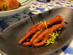 吮指鸡爪-桂满陇天书(南京德基旗舰店)
