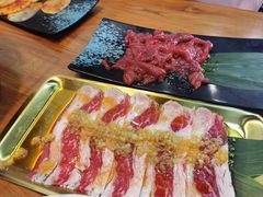 -合易泓烤肉·海肠捞饭(火车站店)