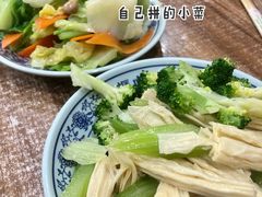 素凉菜-门框胡同百年卤煮(新街口店)