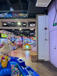 -卡通尼乐园(新达汇三林店)