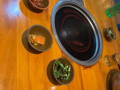 -苗阿哥酸汤牛肉火锅(体育场店)