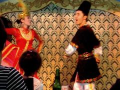 -维吾尔餐厅(宜山路店)