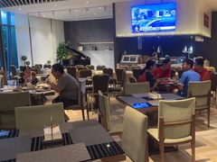 -筠咖啡西餐厅(上海国展宝龙丽筠酒店)