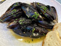 -LESCEDARS Brasserie Bistro香柏树