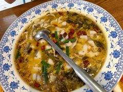 招牌酸菜鱼-酸婆娘重庆菜(紫竹路店)