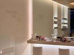 -左右Massage/Spa(长寿路店)