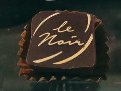 黑方法夹心巧克力-Laderach 莱德拉(上海环贸iapm店)