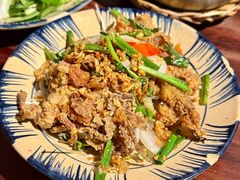 -Cuc Gach Quan Restaurant