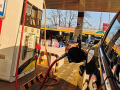 -中国能源朝平加油站