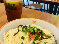 温泉蛋葱油拌面-陈家生煎(三坊七巷店)