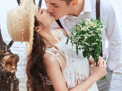 -爱我旅拍婚纱摄影(大理店)