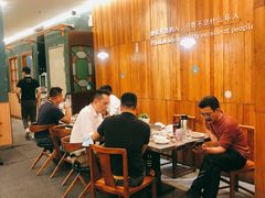 -胡须佬鸡煲四季火锅店(石厦西村直营店)