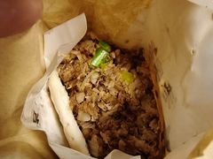 招牌肉夹馍-超级大馍王肉夹馍