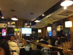 -佰人王串串香火锅(洋珠巷店)