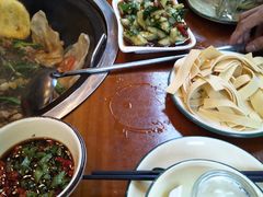 -曹丞相·地锅鸡·地锅鱼(武林店)