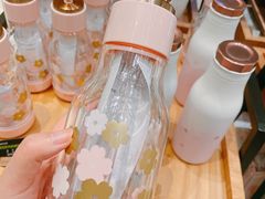 -星巴克臻选(杭州嘉里中心1F店)