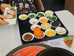 -妈妈故事米线(市府恒隆店)