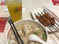 -南城香·饭香串香馄饨香(青年路店)